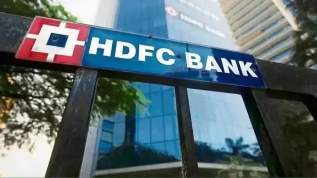 HDFC Bank Share Price Plummets Amid Governance Concerns