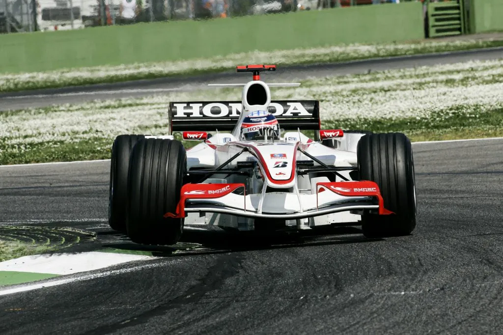 Japanese f1 race: Kimi Antonelli Triumphs at