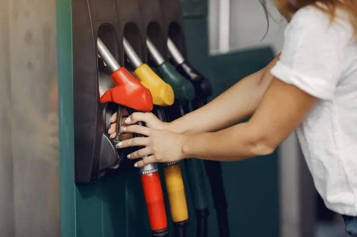 Petrol Price Mumbai Hits ₹103.50 per Litre