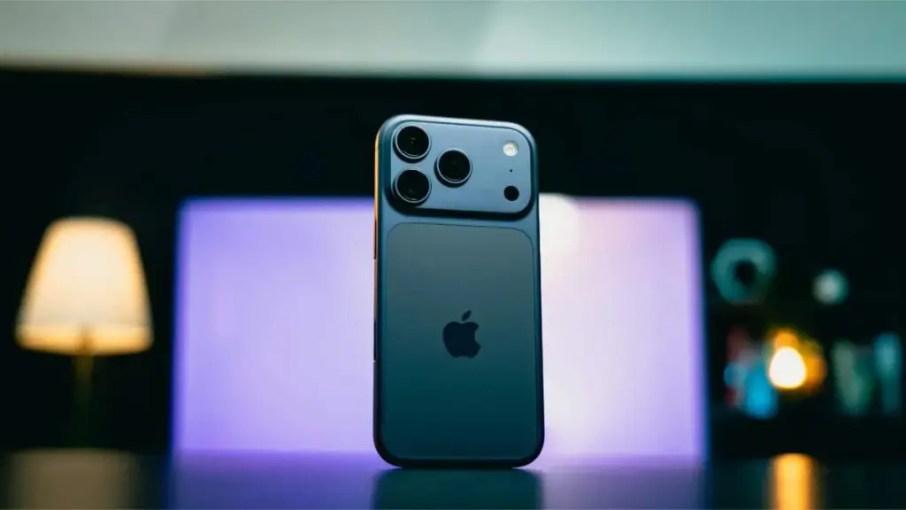 Apple iphone 18 pro max price