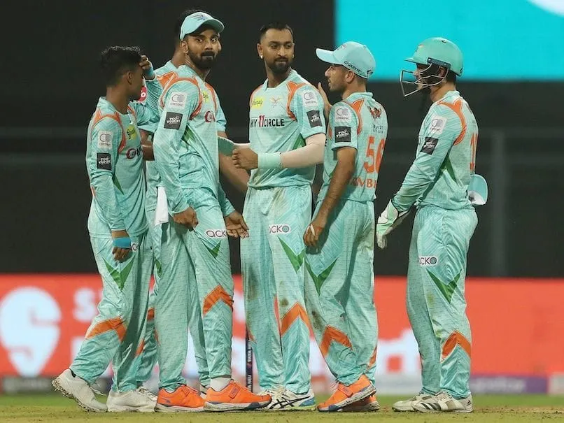 Royal Challengers vs Super Giants: High Stakes Clash at Chinnaswamy Stadium