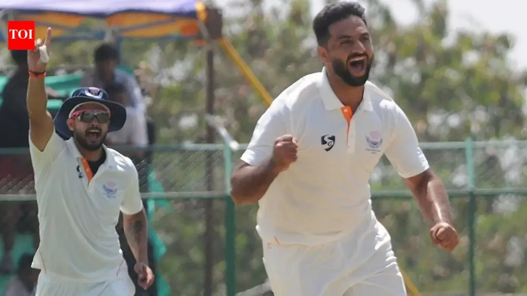 Jammu and Kashmir pacer Auqib Nabi replaces Jasprit Bumrah in India’s Test squad for Sri Lanka series