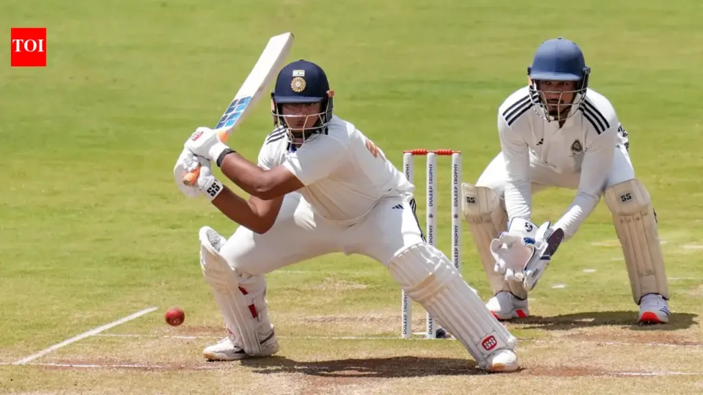 East Zone openers build century stand in Duleep Trophy final